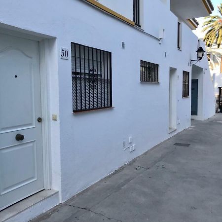 Apartamento Holidays On The Beach توريمولينوس المظهر الخارجي الصورة