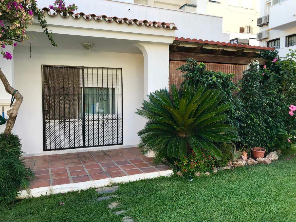 Apartamento Holidays On The Beach توريمولينوس المظهر الخارجي الصورة